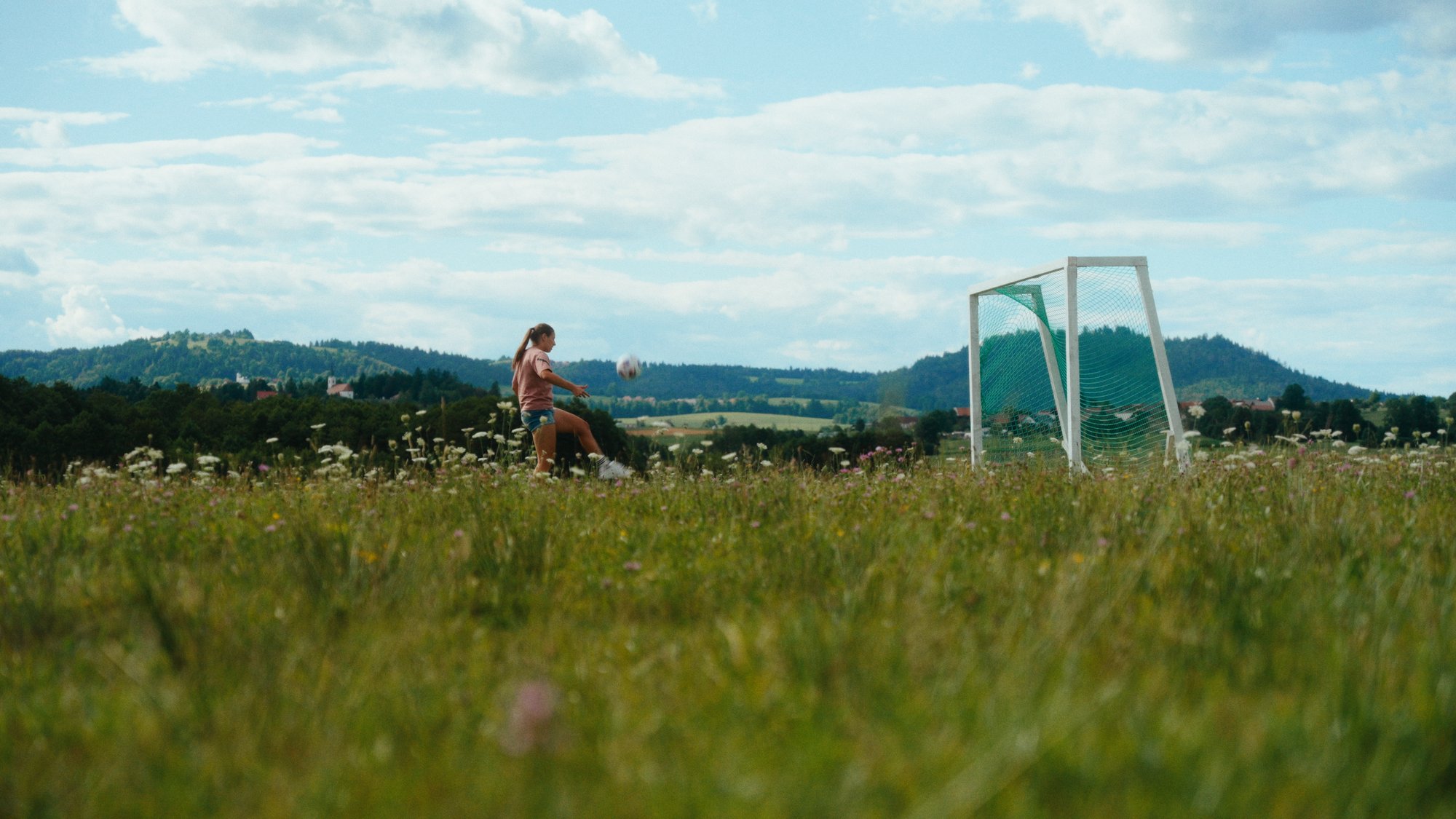 IIC_adidas_WomenFootball_SLO_Still_3_16x9