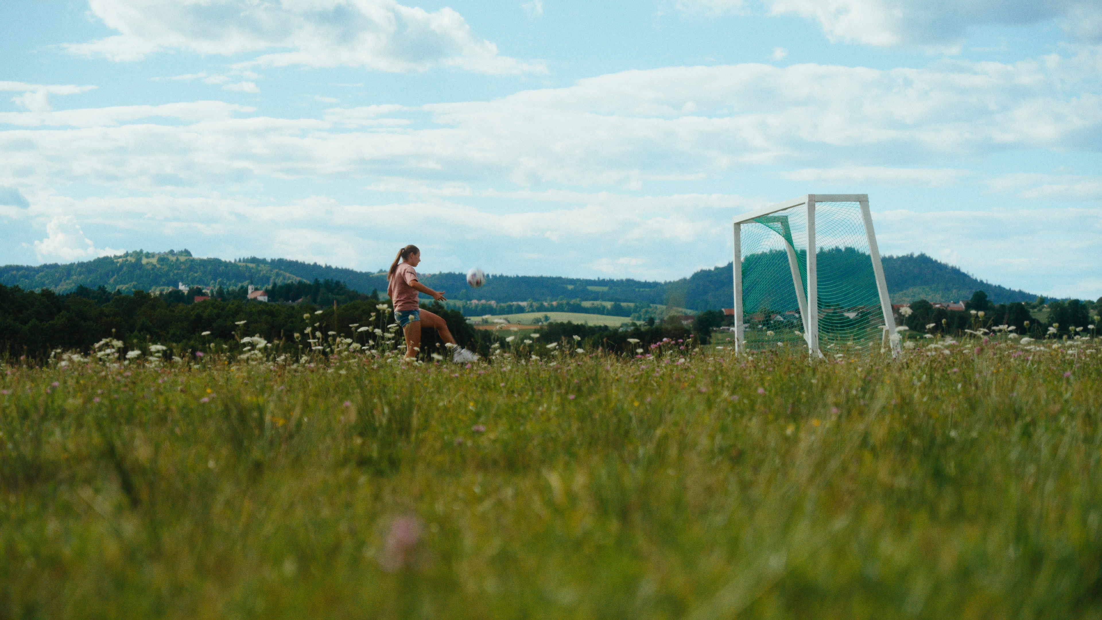IIC_adidas_WomenFootball_SLO_Still_3_16x9